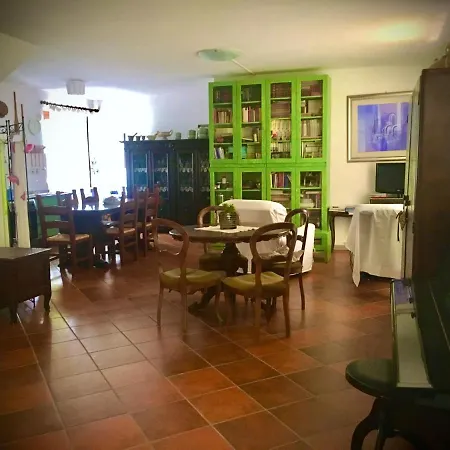 Prato San Lorenzo Oda ve Kahvaltı