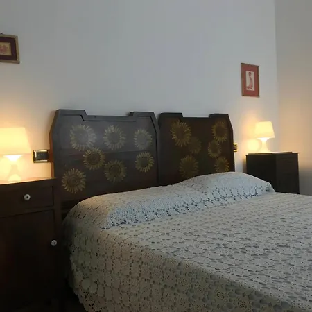 Oda ve Kahvaltı Prato San Lorenzo *