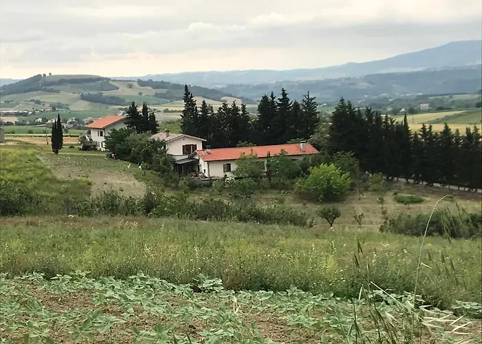 Prato San Lorenzo Frühstückspension Nocciano